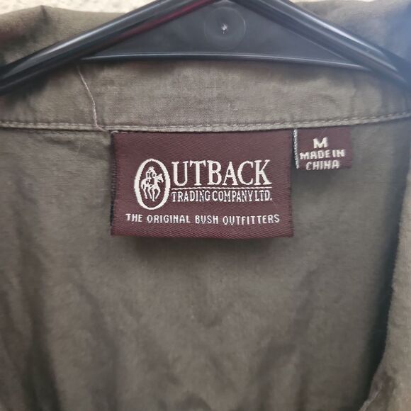 Outback Trading Company Olive Sleeveless Button-Up Shirt - Picture 8 of 12